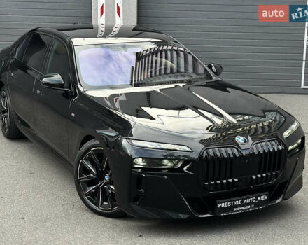 Черный БМВ 7 Серия, объемом двигателя 4.39 л и пробегом 50 тыс. км за 155000 $, фото 1 на Automoto.ua