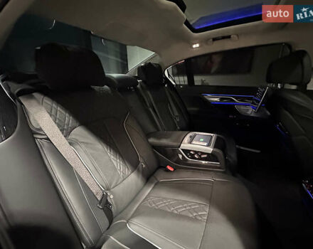 Черный БМВ 7 Серия, объемом двигателя 4.39 л и пробегом 1 тыс. км за 145000 $, фото 40 на Automoto.ua