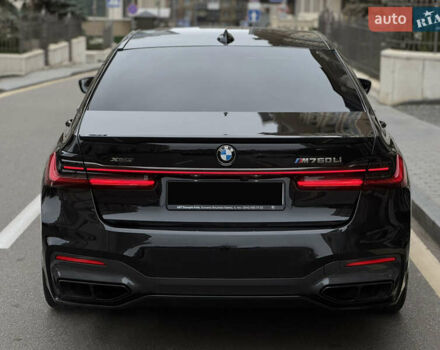 Черный БМВ 7 Серия, объемом двигателя 6.59 л и пробегом 95 тыс. км за 75000 $, фото 13 на Automoto.ua