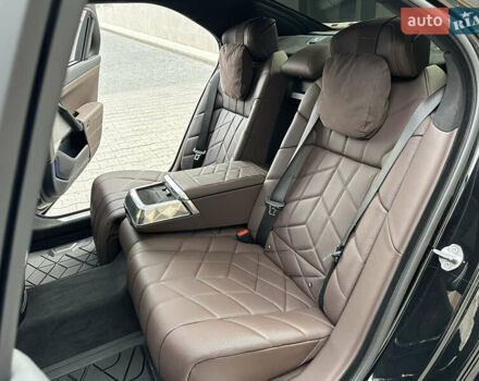 Черный БМВ 7 Серия, объемом двигателя 4.39 л и пробегом 50 тыс. км за 153000 $, фото 49 на Automoto.ua