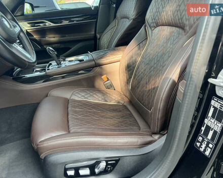 Черный БМВ 7 Серия, объемом двигателя 6.59 л и пробегом 42 тыс. км за 91500 $, фото 26 на Automoto.ua