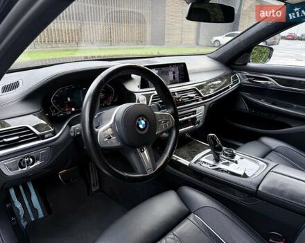 Чорний БМВ 7 Серія, об'ємом двигуна 2.99 л та пробігом 50 тис. км за 76600 $, фото 18 на Automoto.ua