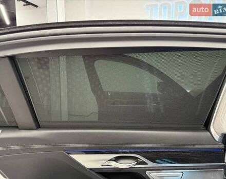 Черный БМВ 7 Серия, объемом двигателя 3 л и пробегом 110 тыс. км за 79999 $, фото 54 на Automoto.ua