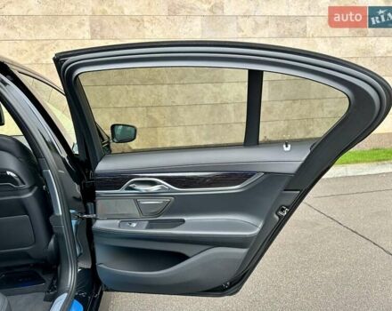 Чорний БМВ 7 Серія, об'ємом двигуна 2.99 л та пробігом 69 тис. км за 74800 $, фото 90 на Automoto.ua