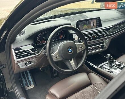 Чорний БМВ 7 Серія, об'ємом двигуна 2.99 л та пробігом 19 тис. км за 91700 $, фото 51 на Automoto.ua
