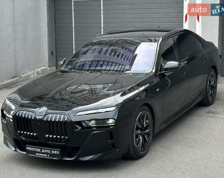 Черный БМВ 7 Серия, объемом двигателя 4.39 л и пробегом 50 тыс. км за 153000 $, фото 6 на Automoto.ua