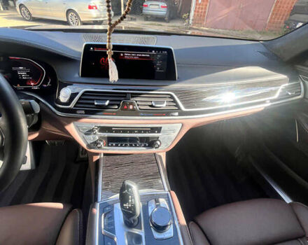 Черный БМВ 7 Серия, объемом двигателя 2.99 л и пробегом 6 тыс. км за 99999 $, фото 20 на Automoto.ua