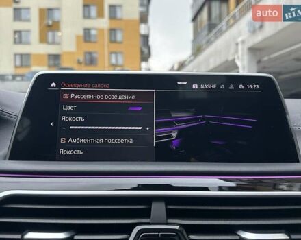 Чорний БМВ 7 Серія, об'ємом двигуна 2.99 л та пробігом 19 тис. км за 91700 $, фото 120 на Automoto.ua