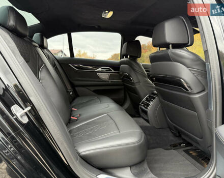 Черный БМВ 7 Серия, объемом двигателя 2.99 л и пробегом 48 тыс. км за 77600 $, фото 29 на Automoto.ua