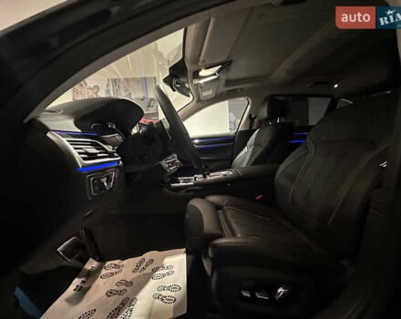 Черный БМВ 7 Серия, объемом двигателя 4.39 л и пробегом 1 тыс. км за 145000 $, фото 23 на Automoto.ua