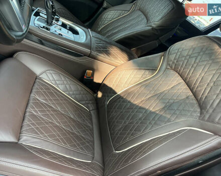 Черный БМВ 7 Серия, объемом двигателя 6.59 л и пробегом 42 тыс. км за 91500 $, фото 23 на Automoto.ua
