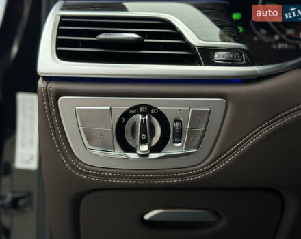 Черный БМВ 7 Серия, объемом двигателя 6.59 л и пробегом 95 тыс. км за 75000 $, фото 25 на Automoto.ua