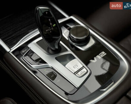 Черный БМВ 7 Серия, объемом двигателя 6.59 л и пробегом 95 тыс. км за 75000 $, фото 29 на Automoto.ua