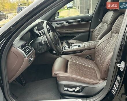 Чорний БМВ 7 Серія, об'ємом двигуна 2.99 л та пробігом 19 тис. км за 91700 $, фото 48 на Automoto.ua