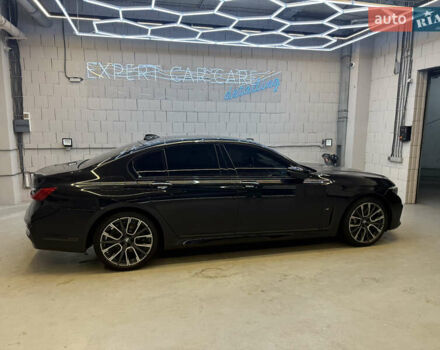 Чорний БМВ 7 Серія, об'ємом двигуна 2.99 л та пробігом 66 тис. км за 81000 $, фото 9 на Automoto.ua