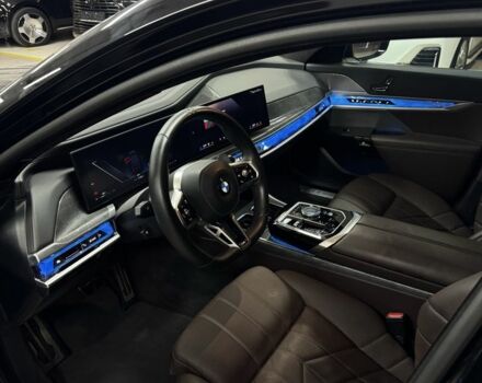 Чорний БМВ 7 Серія, об'ємом двигуна 4.4 л та пробігом 50 тис. км за 153000 $, фото 4 на Automoto.ua