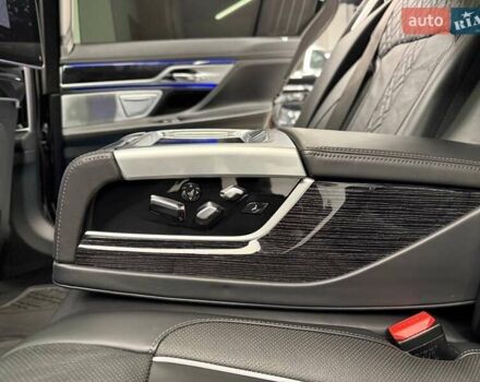 Черный БМВ 7 Серия, объемом двигателя 3 л и пробегом 110 тыс. км за 79999 $, фото 61 на Automoto.ua