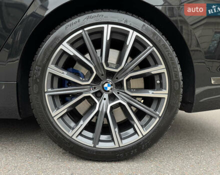 Черный БМВ 7 Серия, объемом двигателя 6.59 л и пробегом 95 тыс. км за 75000 $, фото 64 на Automoto.ua