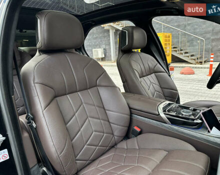 Черный БМВ 7 Серия, объемом двигателя 4.39 л и пробегом 50 тыс. км за 155000 $, фото 40 на Automoto.ua