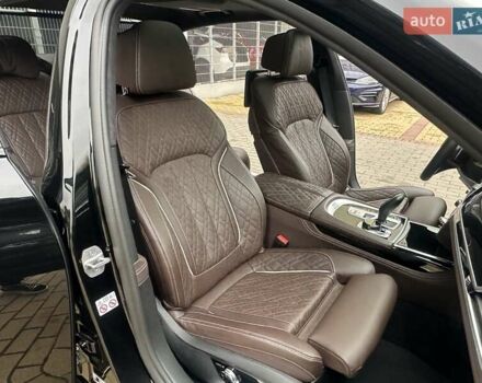 Чорний БМВ 7 Серія, об'ємом двигуна 2.99 л та пробігом 19 тис. км за 91700 $, фото 58 на Automoto.ua