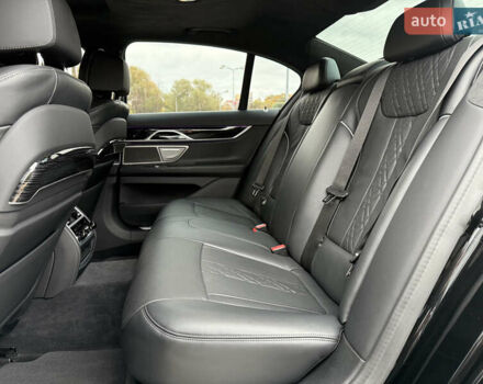 Черный БМВ 7 Серия, объемом двигателя 2.99 л и пробегом 48 тыс. км за 77600 $, фото 22 на Automoto.ua