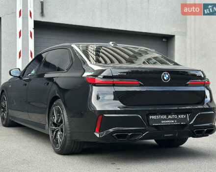 Черный БМВ 7 Серия, объемом двигателя 4.39 л и пробегом 50 тыс. км за 155000 $, фото 17 на Automoto.ua