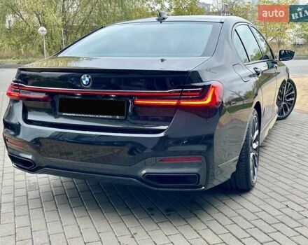 Чорний БМВ 7 Серія, об'ємом двигуна 2.99 л та пробігом 19 тис. км за 91700 $, фото 9 на Automoto.ua
