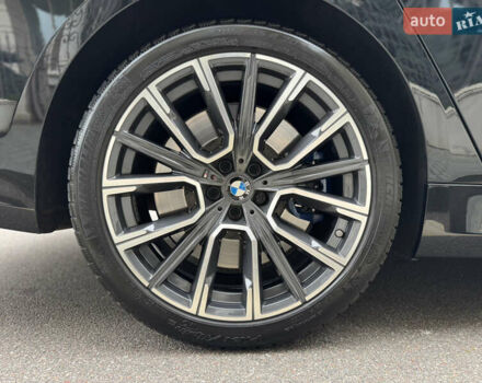 Черный БМВ 7 Серия, объемом двигателя 6.59 л и пробегом 95 тыс. км за 75000 $, фото 63 на Automoto.ua