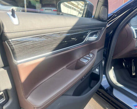 Черный БМВ 7 Серия, объемом двигателя 2.99 л и пробегом 6 тыс. км за 99999 $, фото 15 на Automoto.ua