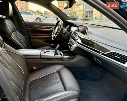 Чорний БМВ 7 Серія, об'ємом двигуна 2.99 л та пробігом 50 тис. км за 82000 $, фото 13 на Automoto.ua