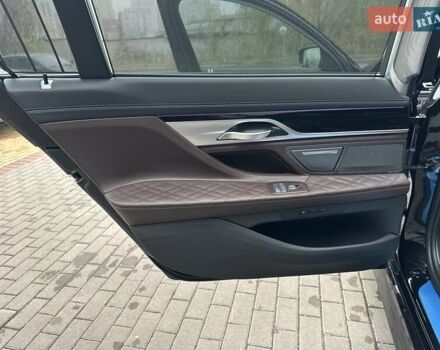 Чорний БМВ 7 Серія, об'ємом двигуна 2.99 л та пробігом 19 тис. км за 91700 $, фото 78 на Automoto.ua