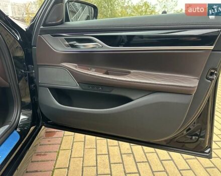 Чорний БМВ 7 Серія, об'ємом двигуна 2.99 л та пробігом 19 тис. км за 91700 $, фото 80 на Automoto.ua