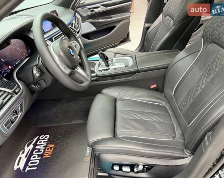 Черный БМВ 7 Серия, объемом двигателя 3 л и пробегом 110 тыс. км за 79999 $, фото 24 на Automoto.ua