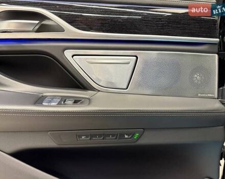 Черный БМВ 7 Серия, объемом двигателя 3 л и пробегом 110 тыс. км за 79999 $, фото 55 на Automoto.ua