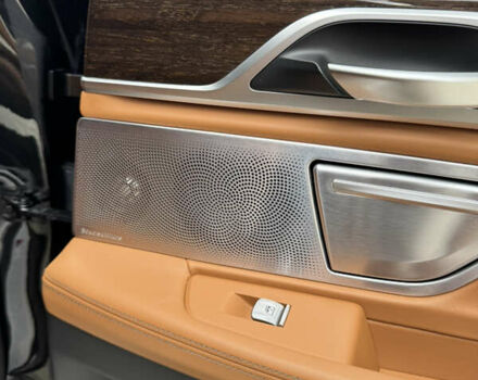 Чорний БМВ 7 Серія, об'ємом двигуна 2.99 л та пробігом 47 тис. км за 84000 $, фото 82 на Automoto.ua