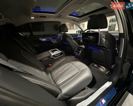 Черный БМВ 7 Серия, объемом двигателя 4.39 л и пробегом 1 тыс. км за 145000 $, фото 41 на Automoto.ua