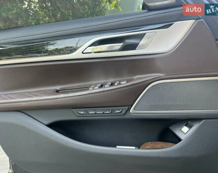 Черный БМВ 7 Серия, объемом двигателя 6.59 л и пробегом 42 тыс. км за 91500 $, фото 16 на Automoto.ua