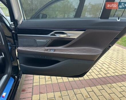 Чорний БМВ 7 Серія, об'ємом двигуна 2.99 л та пробігом 19 тис. км за 91700 $, фото 79 на Automoto.ua