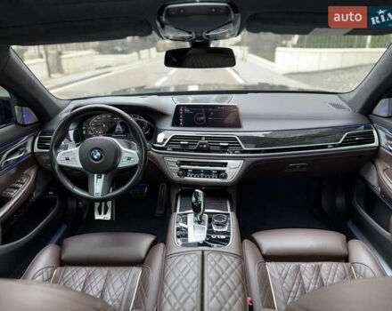 Черный БМВ 7 Серия, объемом двигателя 6.59 л и пробегом 95 тыс. км за 75000 $, фото 41 на Automoto.ua