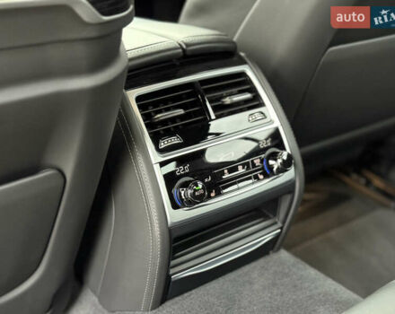 Черный БМВ 7 Серия, объемом двигателя 2.99 л и пробегом 48 тыс. км за 77600 $, фото 21 на Automoto.ua