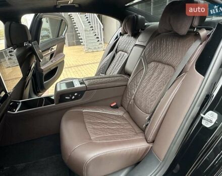 Чорний БМВ 7 Серія, об'ємом двигуна 2.99 л та пробігом 19 тис. км за 91700 $, фото 60 на Automoto.ua