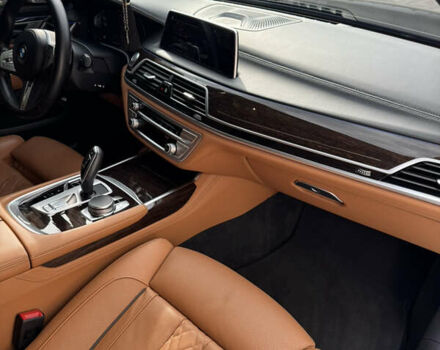 Чорний БМВ 7 Серія, об'ємом двигуна 2.99 л та пробігом 47 тис. км за 84000 $, фото 93 на Automoto.ua