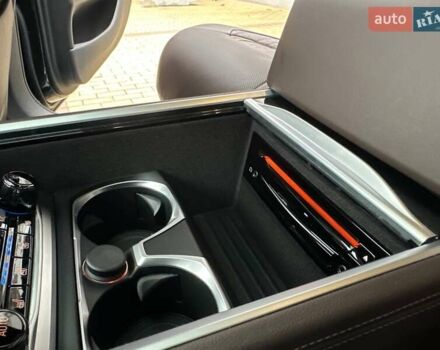 Чорний БМВ 7 Серія, об'ємом двигуна 2.99 л та пробігом 19 тис. км за 91700 $, фото 70 на Automoto.ua