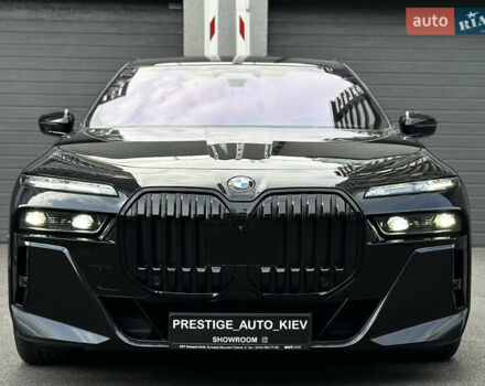 Черный БМВ 7 Серия, объемом двигателя 4.39 л и пробегом 50 тыс. км за 155000 $, фото 5 на Automoto.ua