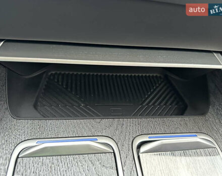 Черный БМВ 7 Серия, объемом двигателя 4.39 л и пробегом 50 тыс. км за 155000 $, фото 92 на Automoto.ua