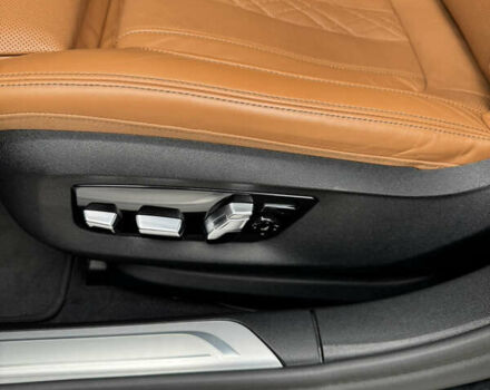 Чорний БМВ 7 Серія, об'ємом двигуна 2.99 л та пробігом 47 тис. км за 84000 $, фото 69 на Automoto.ua