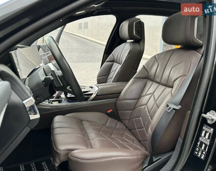 Черный БМВ 7 Серия, объемом двигателя 4.39 л и пробегом 50 тыс. км за 155000 $, фото 36 на Automoto.ua