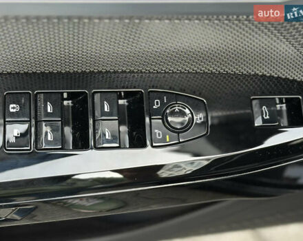 Черный БМВ 7 Серия, объемом двигателя 4.39 л и пробегом 50 тыс. км за 155000 $, фото 54 на Automoto.ua