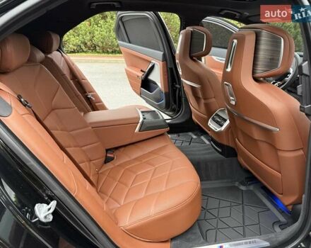 Черный БМВ 7 Серия, объемом двигателя 4.39 л и пробегом 25 тыс. км за 139900 $, фото 48 на Automoto.ua