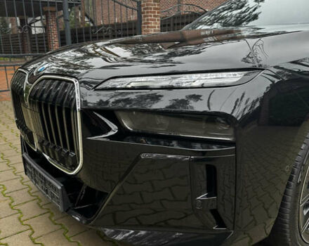 Чорний БМВ 7 Серія, об'ємом двигуна 2.99 л та пробігом 112 тис. км за 109900 $, фото 17 на Automoto.ua